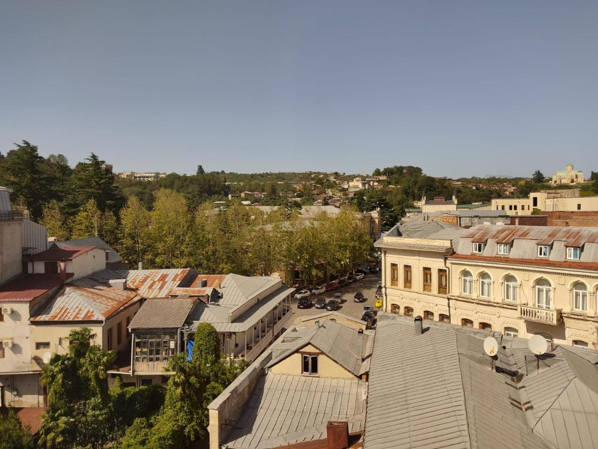 Pushkin Street Pearl Hotel Kutaisi Exterior photo