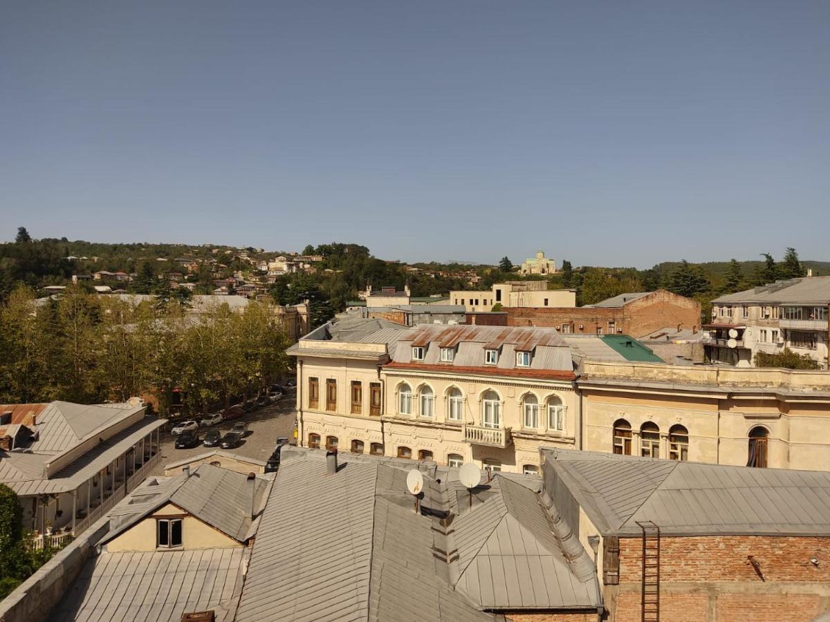 Pushkin Street Pearl Hotel Kutaisi Exterior photo