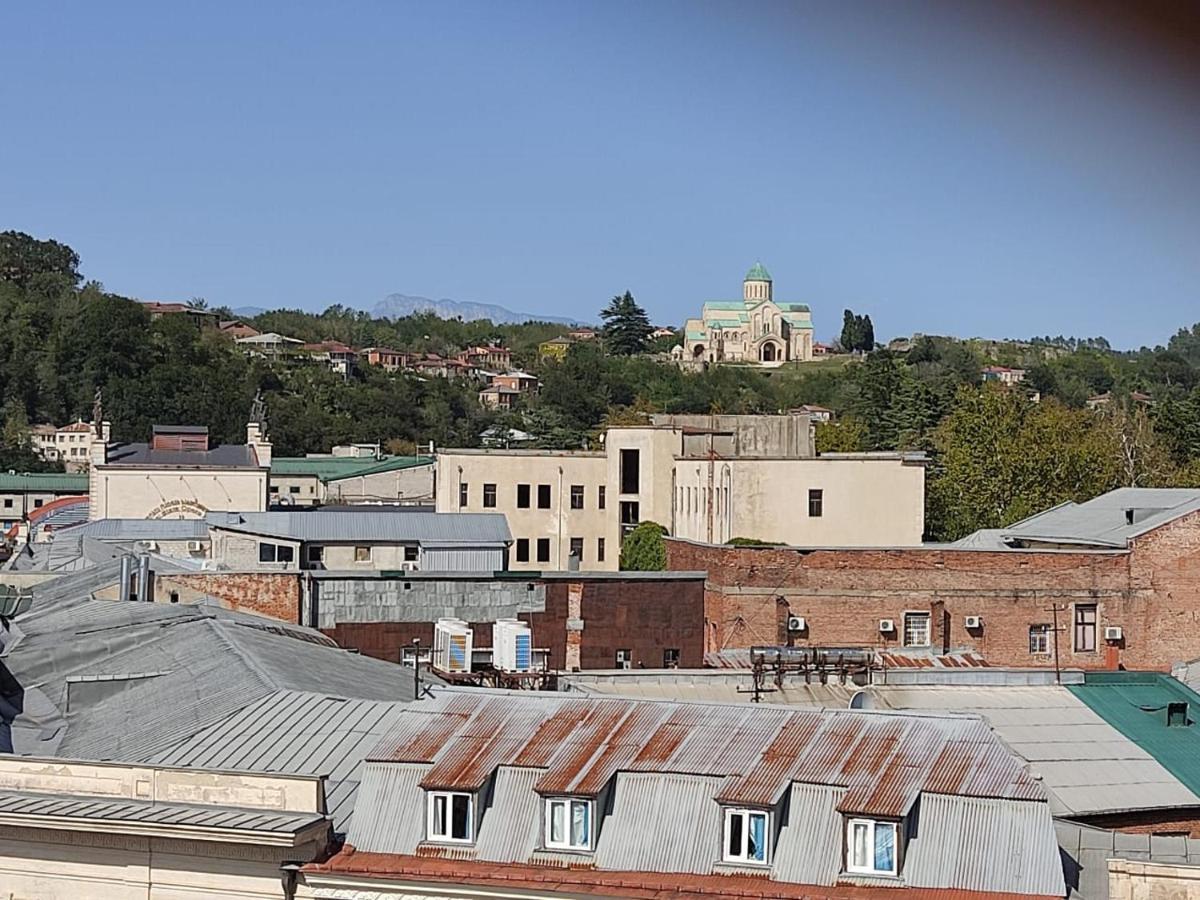 Pushkin Street Pearl Hotel Kutaisi Exterior photo